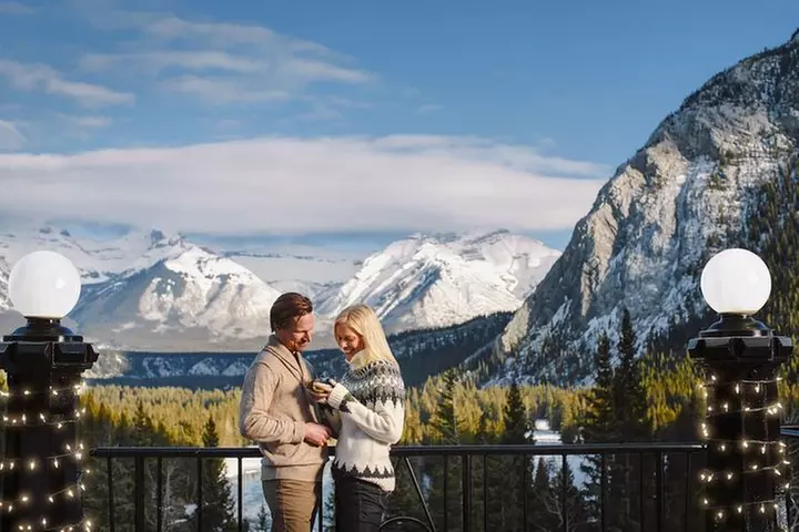 4-Day Tour Winter Rockies in Banff, Lake Louise, Johnston Canyon - Primary Image