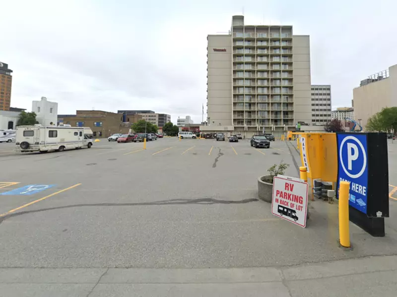 Parking at [5085] 705 W. 6th Ave. Lot