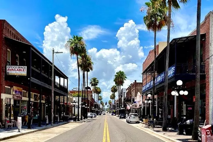 Tampa Walking Food Tour with Secret Food Tours