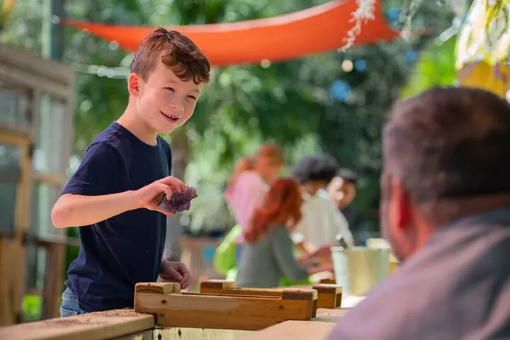 30-Minute Airboat Ride, Lunch, Gem Mining and Park Admission