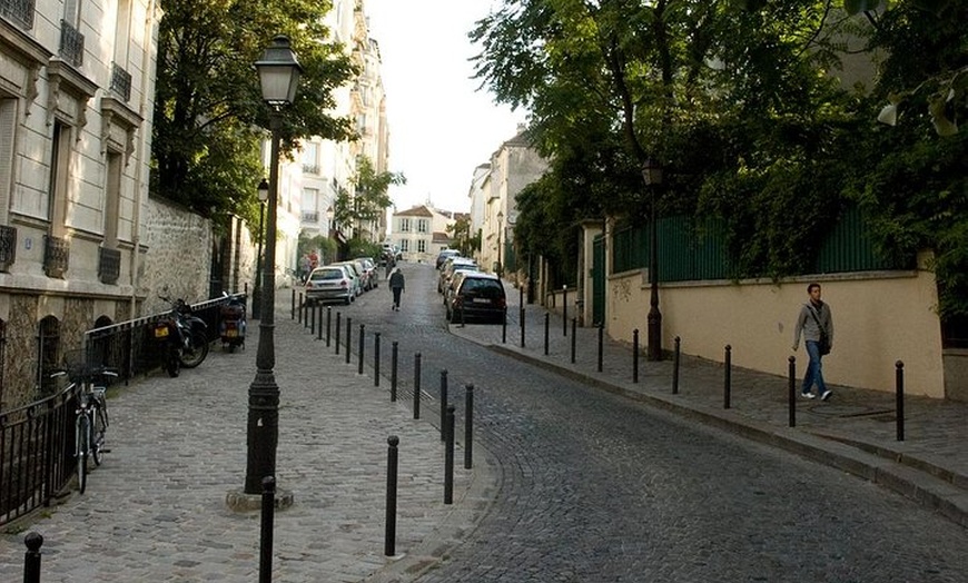 Image 7: Balade dans le quartier de Montmartre à Paris