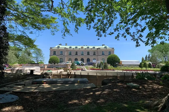 Ocean Drive Historic District: A Newport Self-Guided Driving Tour