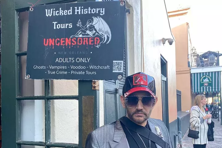 Adults-Only Uncensored Ghost, Vampire, and Voodoo Walking Tour