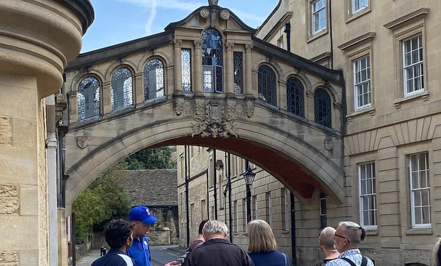 Image 1: Oxford | Alumni-Led Walking Tour w/opt New College