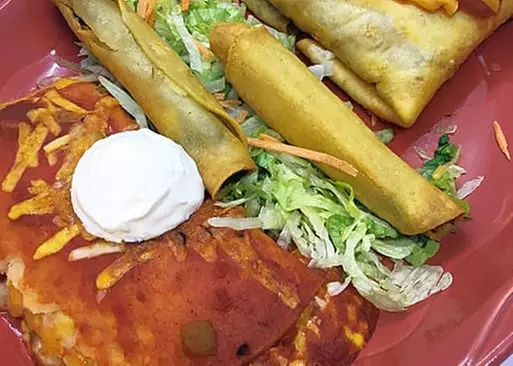 5% Cash Back at Poco's