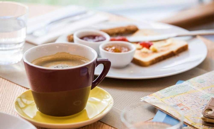 Image 55: ✈ ATHENS AND SURROUNDING AREA | Athens - Ibis Styles Athens Routes ...