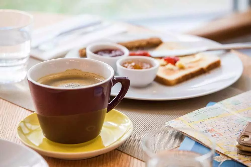 ✈ ATHENS AND SURROUNDING AREA | Athens - Ibis Styles Athens Routes ...