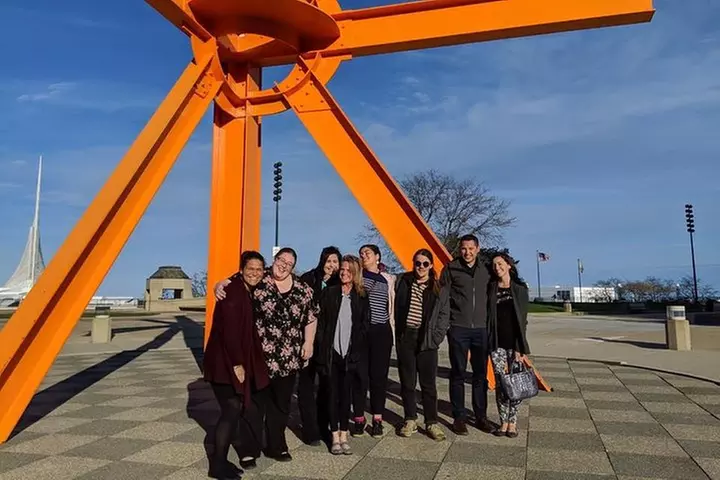 Discover Iconic Milwaukee Tour