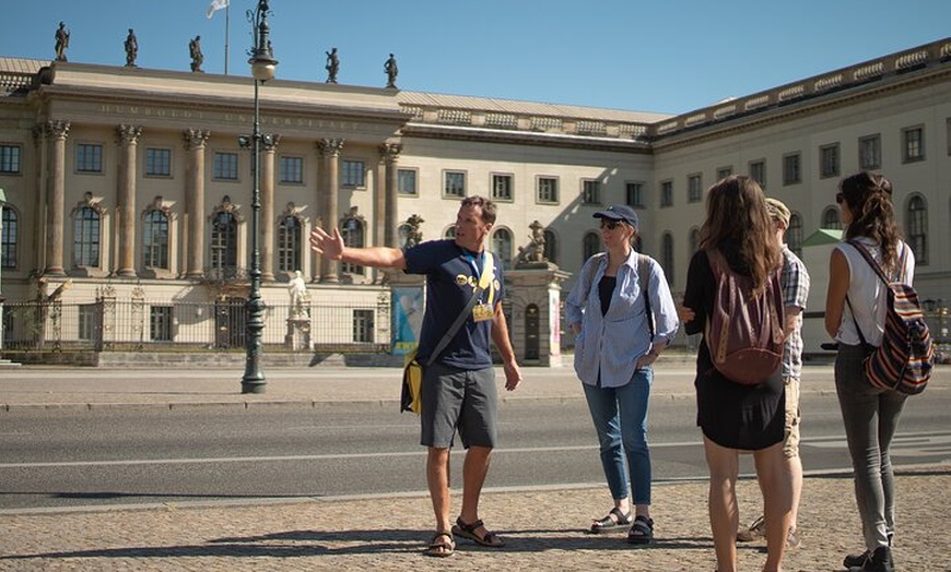 Image 8: Entdecken Sie Berlin : Sehen Sie alle ikonischen Sehenswürdigkeiten...