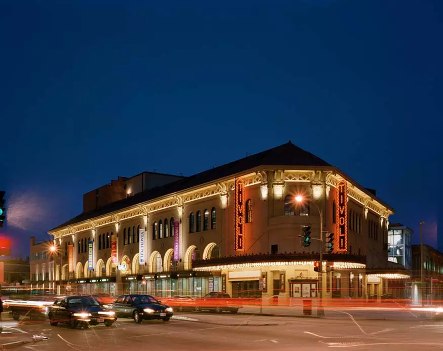Señorita y Madame: The Secret War of Elizabeth Arden & Helena Rubinstein at GALA Hispanic Theatre - Second Medium