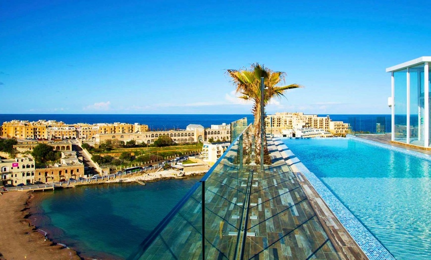 Image 2: ✈ MALTA | Saint Julian's - H Hotel - Adults Only 4* - Adults only