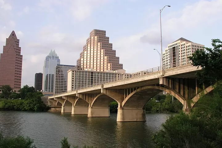 Austin Self-Guided Driving Audio Tour Guide