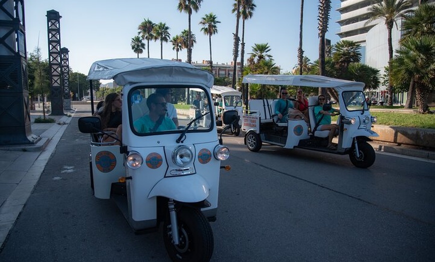 Image 9: Tour Oficial Tuk Tuk BCN l Barcelona 3 Horas