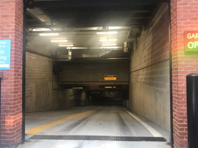 Parking at Atelier 505 Garage - Keys Held