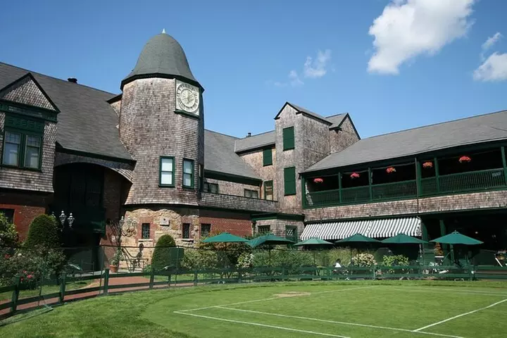 Scenic Newport, RI Self-Guided Driving Audio Tour