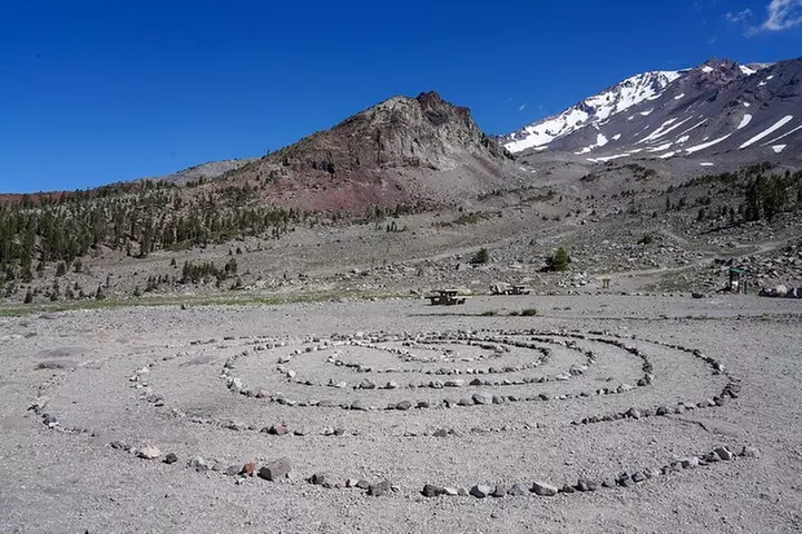 Half Day Tour to Faery Waterfalls, Castle Lake and Mount Shasta - Second Medium