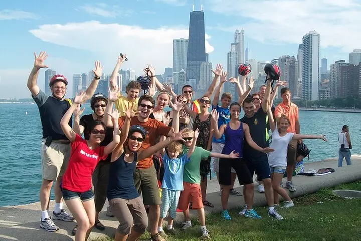 Bike Tour of Chicago's Lakefront Neighborhoods