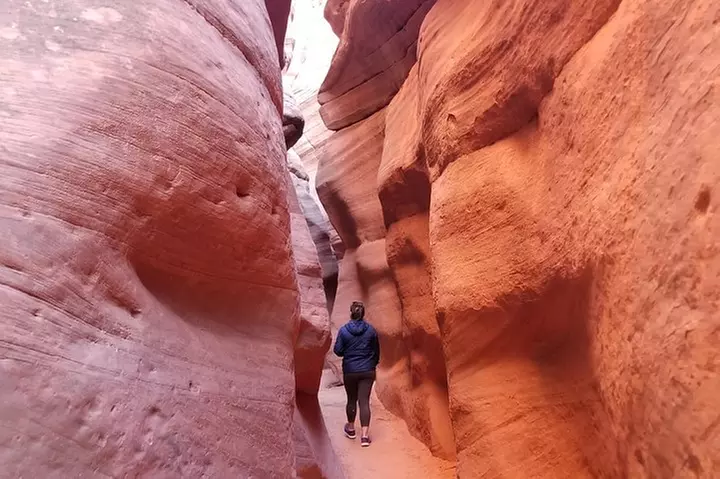 Peek-A-Boo Slot Canyon Tour UTV Adventure (Private)