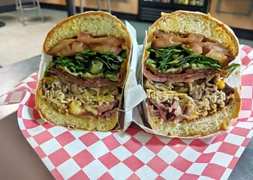 5% Cash Back at Sandwich Mastersz