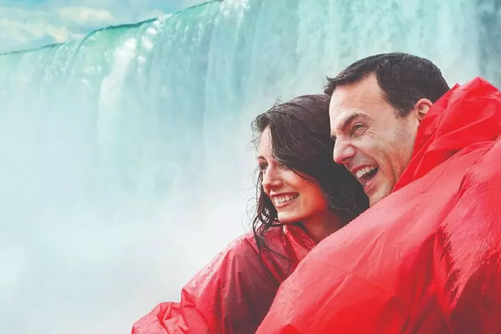 Niagara Falls Canada 3-Hour Tour w/Boat & Behind the Falls - Primary Image