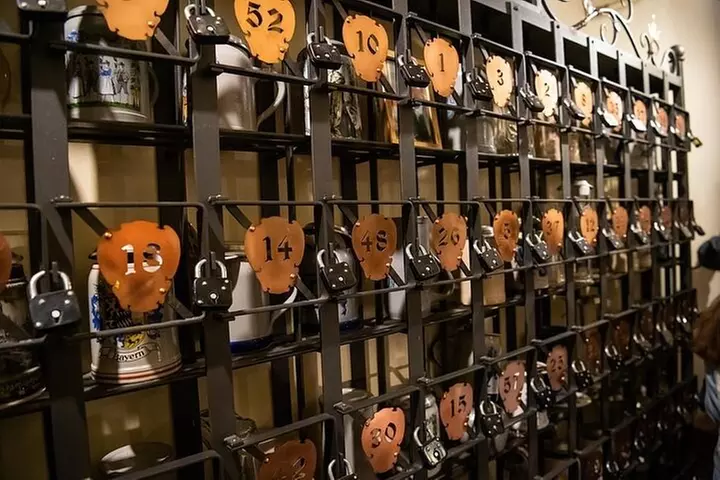 Abendtour durch München mit Bier und Essen