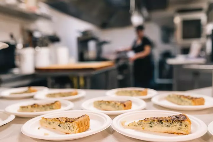 Foods of NY Tours Chelsea Market Food Tour & High Line Park