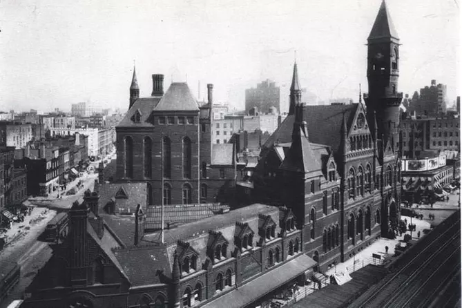 Greenwich Village A History & Architecture Walking Tour - Primary Image