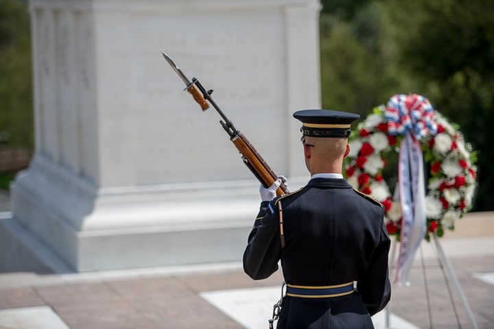 Arlington National Cemetery Walking Tour & Changing of the Guards
