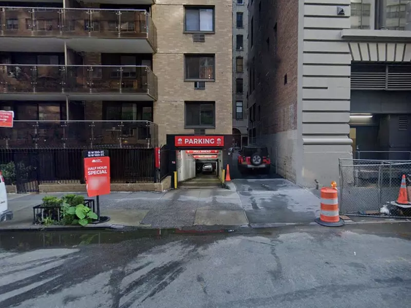 Parking at City Parking - 16 West 16th Street Garage LLC