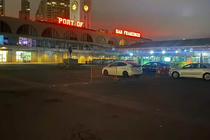 Ultimate Night Tour of San Francisco with Sightseeing Shuttle