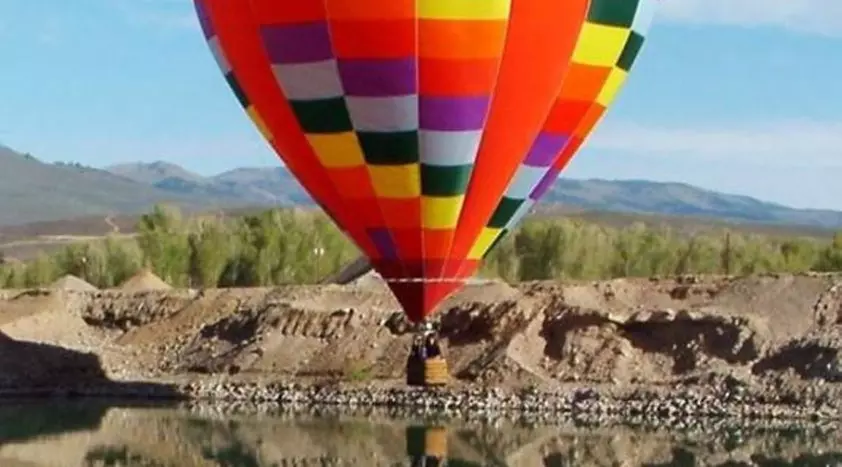 Hot Air Balloon Experience in Chicago - Primary Image