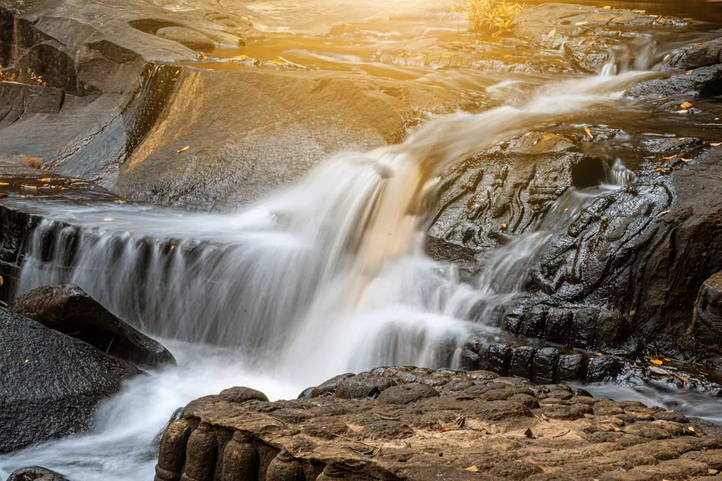 ✈ CAMBOGIA | Da Siem Reap a Phnom Penh - La Cambogia: tra patrimoni...