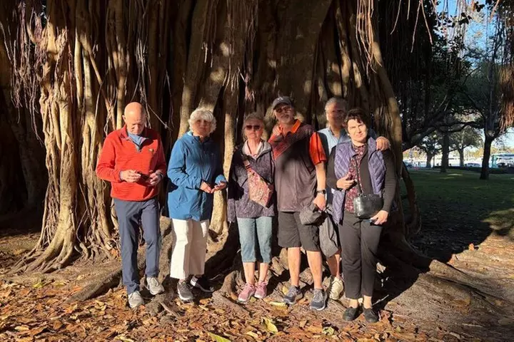 Taste of Downtown St. Petersburg: A Walking and Food Tour