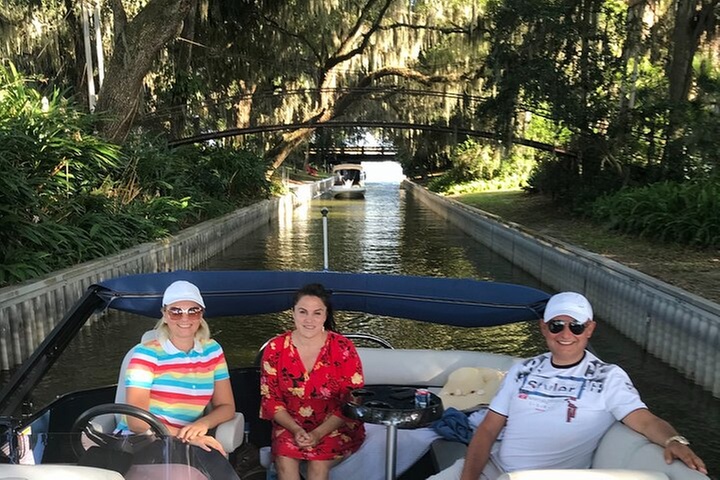 2 Hour Historical Wildlife Tour of the Chain of Lakes