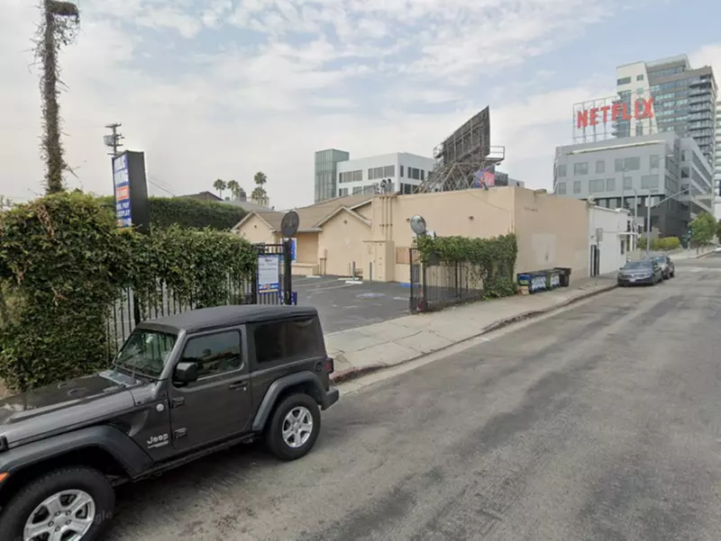 Parking at 6272 De Longpre Ave. Lot - Second Medium