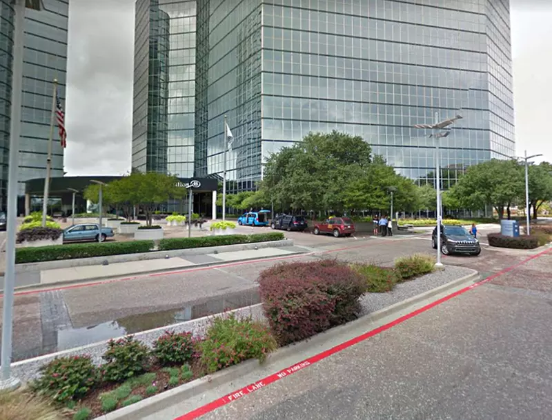 Parking at Hilton Dallas Lincoln Centre - Valet