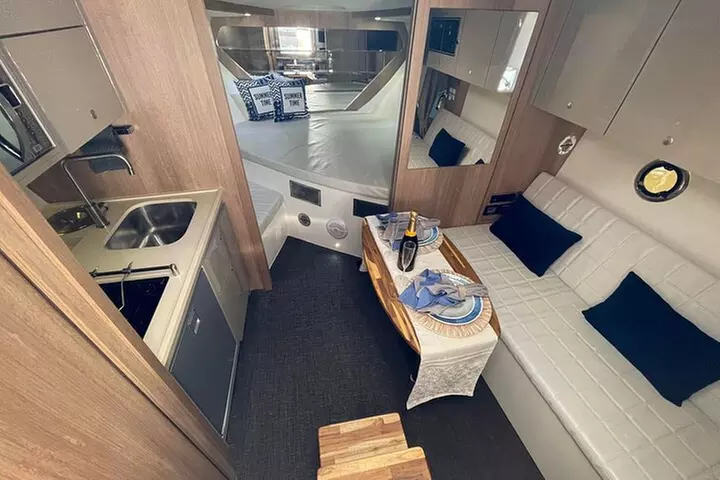 8-hour Private Evolve Yacht Cruise in Alabama - Second Medium