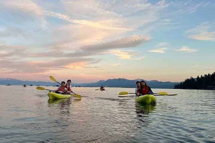 3 Hour Tandem Kayak Rental in South Lake Tahoe for Two People