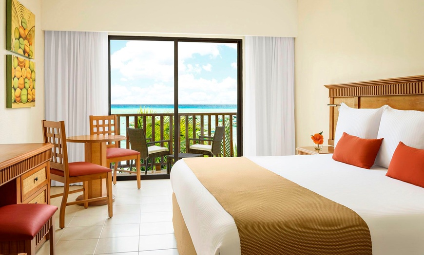 Image 6: ✈ MEXICO | Playa del Carmen - The Reef Cocobeach 4* - Spa