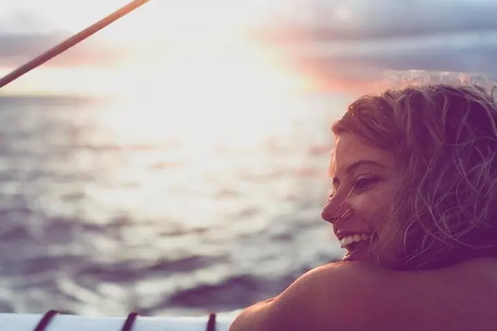 Sunset Boat Cruise: Swim and Cruise Waikiki