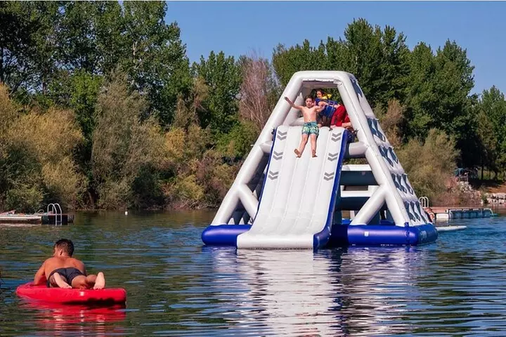 Rogue River Family Float & Discovery Park-Rafting and Kayaking