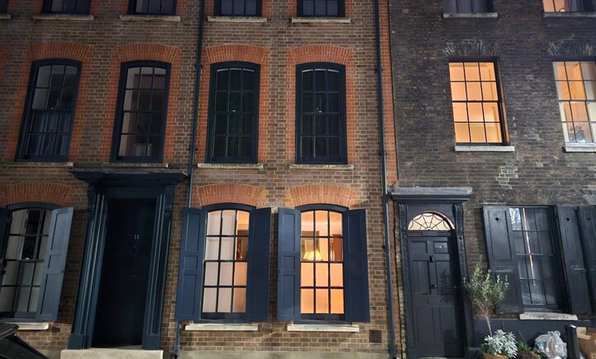 Image 7: Jack the Ripper Walking Tour with Sinead