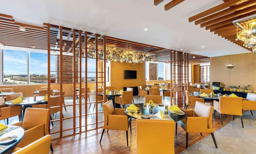 Image 15: ✈ EMIRATI ARABI UNITI | Dubai - V Hotel Dubai Curio Collection by H...