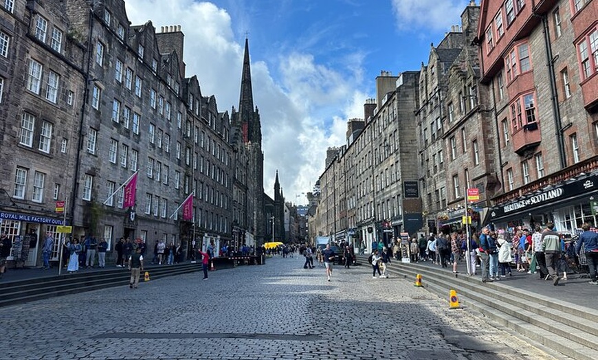 Image 13: Royal Mile Walking Tour Small Group