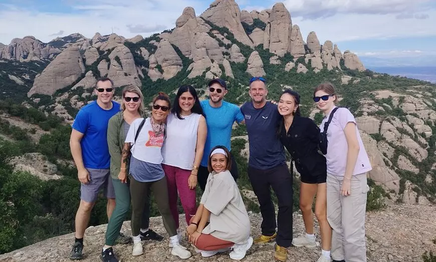 Image 7: Senderismo en Montserrat y Visita al Monasterio en Grupo Reducido
