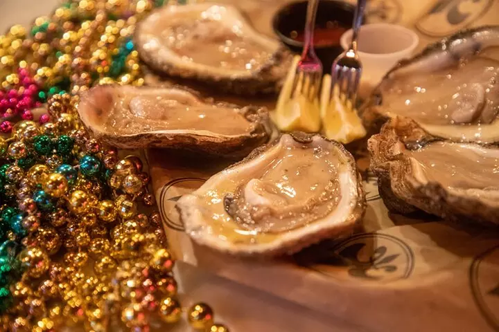French Quarter walking Food Tour: Signature Tastes of New Orleans