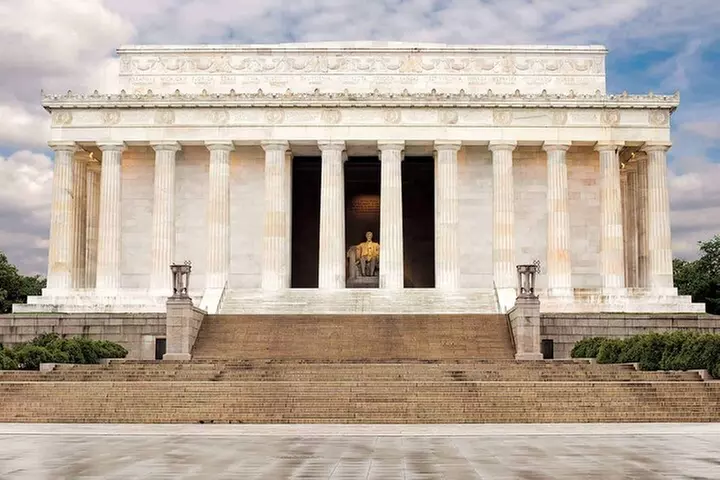 Small Group 1-Day City Tour in Washington D.C.