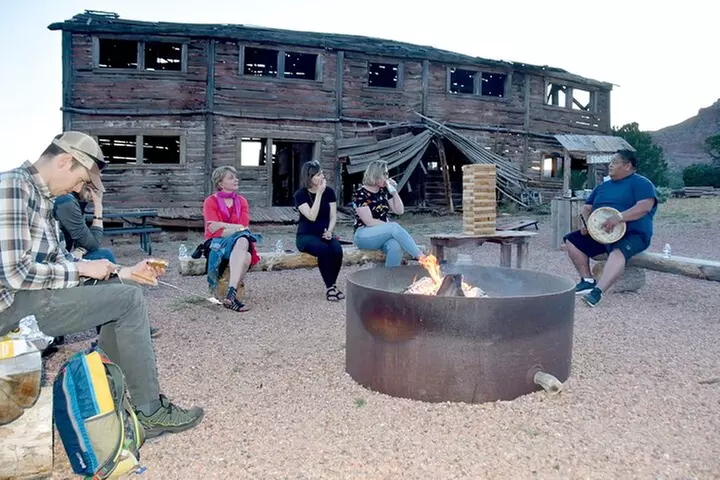 Campfire S'mores and Stars Tour in Kanab