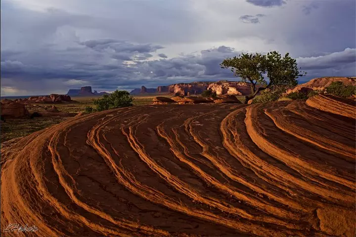 3.5 Hours Mystery Valley Group Tour - Primary Image