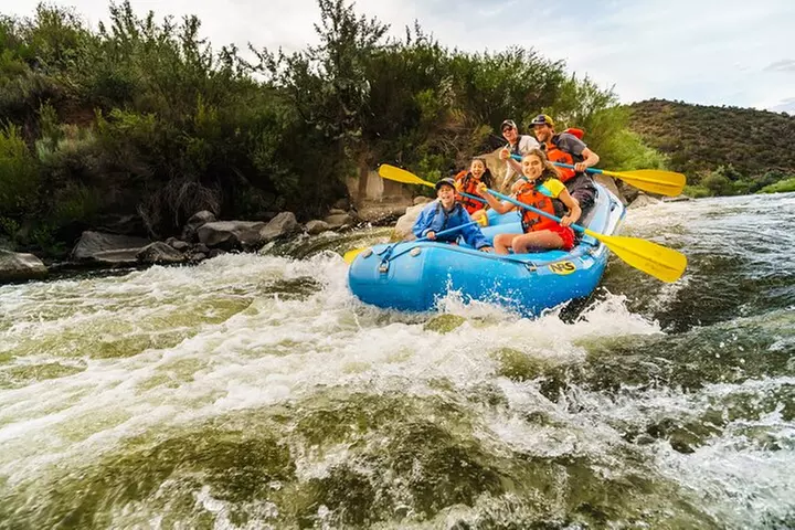 Far Flung Adventures Rio Grande Racecourse - Primary Image